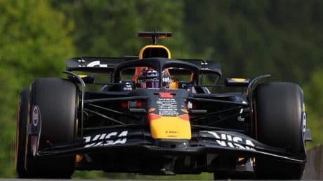 Oscar Piastri heerst tijdens sprintkwalificatie in België, Max Verstappen rijdt tweede tijd