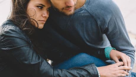 In einer Beziehungskrise - 20 Knallhart-Fragen, die Ihre Liebe retten können