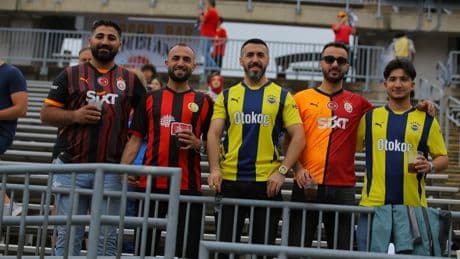 ABD - Türkiye maçı için Amerika kıtasındaki Türkler stadyuma akın etti