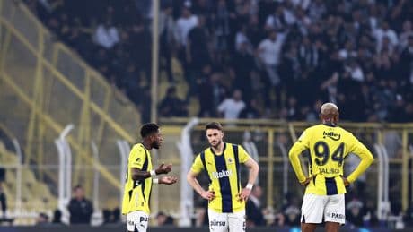 Fenerbahçe şampiyonluk şansını mucizelere bıraktı!
