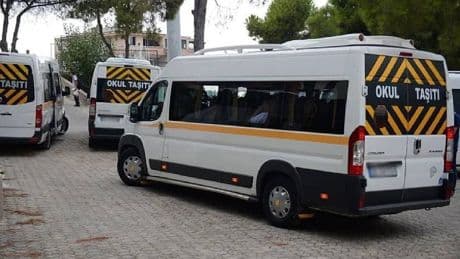 Tüm veli ve öğrencileri ilgilendiriyor: Okul servislerinde önemli değişiklik