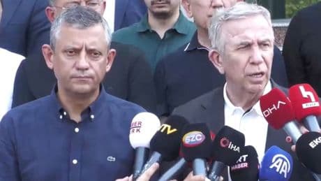 Özel ve Yavaş, Ferdi Zeyrek'i ziyaret etti: 'Ömrümüz boyunca en olumsuz anılarla hatırlayacağımız bir bayram'