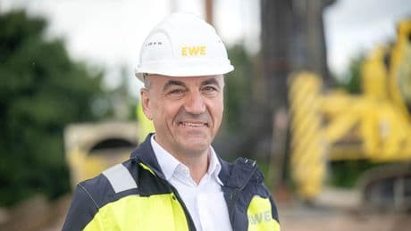 Energiewirtschaft: EWE-Chef: EU-Regeln verteuern Wasserstoffproduktion unnötig