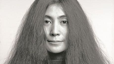El arte conceptual de Yoko Ono toma Berlín