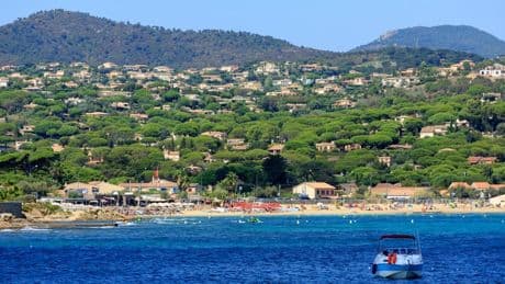 Vols avec violence à Saint-Tropez: les quatre suspects originaires d'Italie bientôt jugés en comparution immédiate