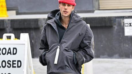 Justin Bieber verrast met nieuw studioalbum SWAG