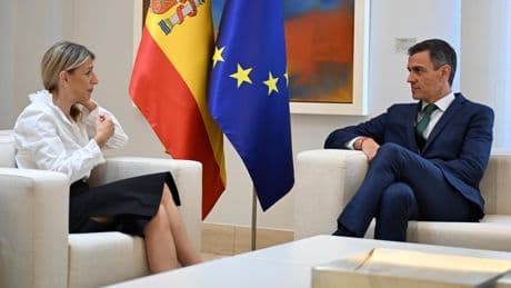 Yolanda Díaz ve "insuficiente" la explicación de Sánchez pero le ratifica el apoyo: "Vamos a llegar a 2027 con esperanza y fuerza"