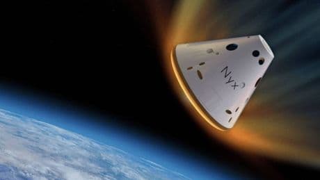 Una nave espacial con restos humanos y cannabis se estrella en el océano: "Fue una experiencia histórica"