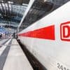 Bahnticket nur digital: Pflichtangabe von E-Mail oder Handynummer rechtswidrig