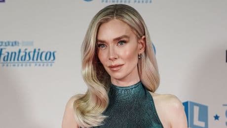 The Crown star Vanessa Kirby confirms pregnancy while walking red carpet