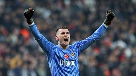 Fenerbahçe'de Livakovic'e milli davet