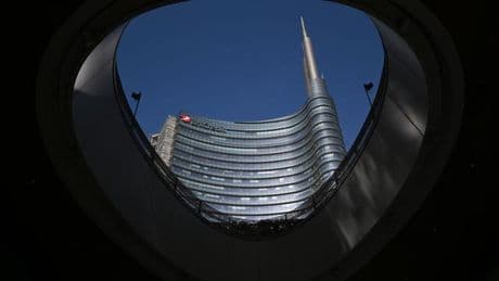 Aktien: UniCredit verdoppelt ihre Aktienbeteiligung an Commerzbank