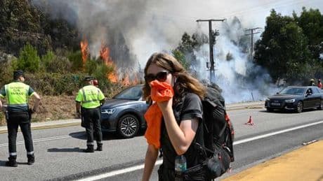 Incendies en Espagne : « le pire est passé », selon la protection civile, mais « il faut faire un dernier effort pour mettre fin à cette terrible situation »