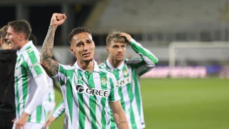 El Betis se resigna por Antony