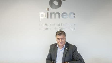 Pimec pide a la CNMC que vete la opa del BBVA sobre el Banc Sabadell: "Solo beneficiaría a una minoría"