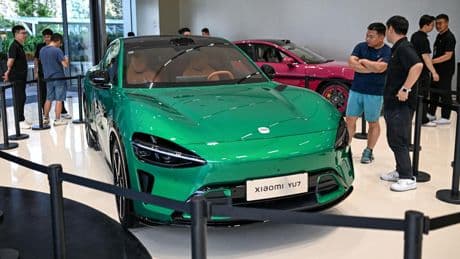 Xiaomi prevé vender sus coches eléctricos en España: la marca china puede hacer con Tesla lo mismo que consiguió con Apple