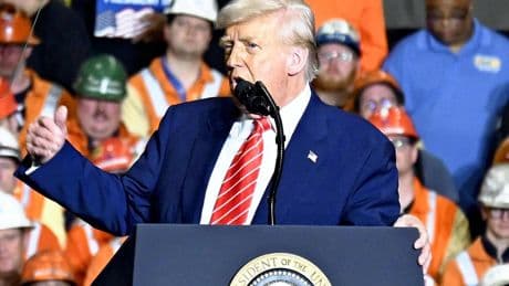 Donald Trump augmente les taxes sur l’acier, l’Europe se dit prête à « riposter »