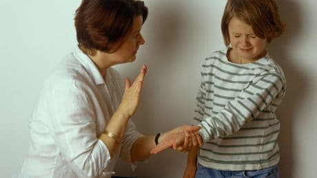 Smacking ban is needed to protect children, health experts say