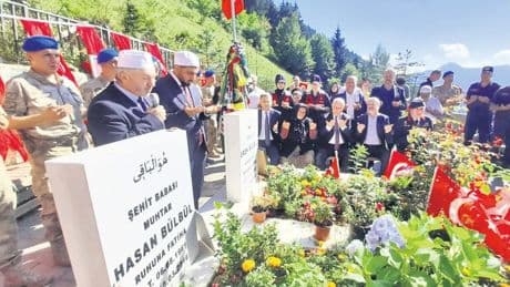 Milletin şehitleri dualarla anıldı