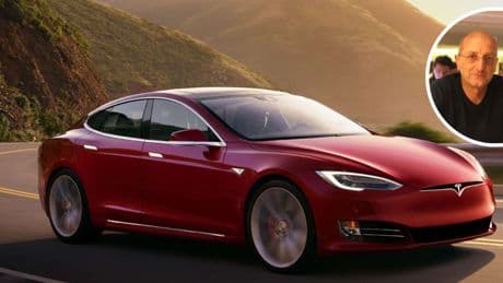 Aland Bru, cofundador del Club Tesla España: “Es más peligroso un garaje lleno de coches de gasolina que eléctricos; a veces me preguntan si es arriesgado dejar el coche eléctrico aparcado, como si llevase una bomba dentro”