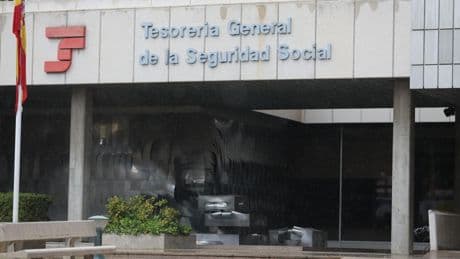 La Seguridad Social quiere desahuciar a 28 familias que consiguieron un alquiler asequible con Zapatero: "No tenemos alternativa"