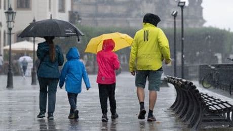 Wetter: Warum ist es in Europa so heiß und in Deutschland so nass?