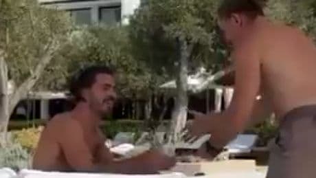 Un youtuber engaña a Grealish para que le pague una factura: ¡el video lo han visto 2,3 millones!