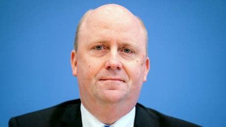 Landtag: Personalie Becker: FDP fordert Karenzzeit