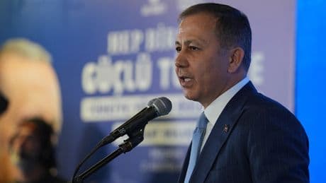 Bakan Yerlikaya acı tabloyu duyurdu: Bunu söyleyince yüreğim yanıyor