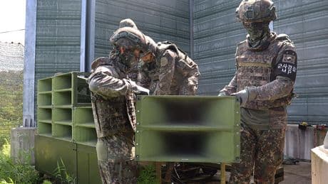 K-pop, propagande... La Corée du Sud retire ses haut-parleurs le long de sa frontière avec le Nord