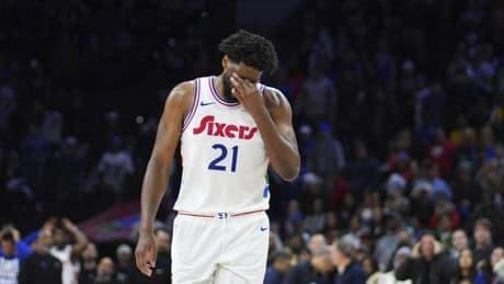 Crece la preocupación en la NBA por el estado de la maltrecha rodilla de un ex MVP
