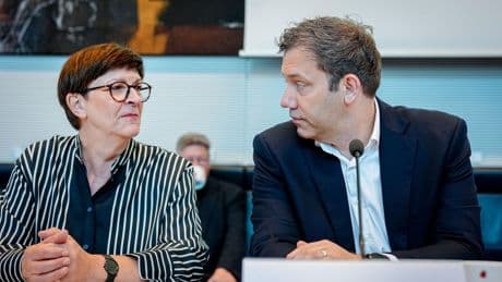 Parteien: Esken gibt SPD-Vorsitz auf - Wer folgt nach?
