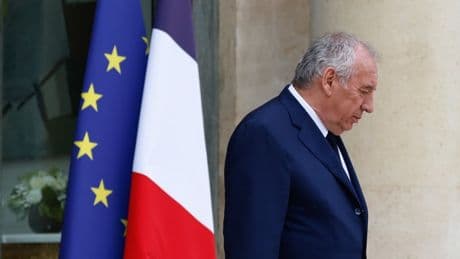 Streit über Sparhaushalt: Droht Frankreichs Regierungschef Bayrou das Aus?