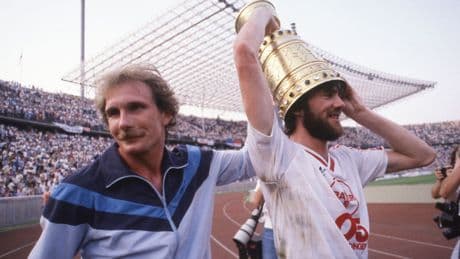 Traditionsklub stellt Spielbetrieb ein - Der dramatische Uerdingen-Untergang