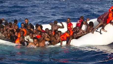 Sbarchi migranti, lo scontro tra Ong e governo sui porti assegnati