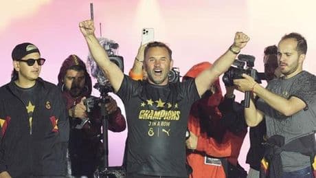 Okan Buruk'tan 'Rütbeni bileceksin' göndermesi!