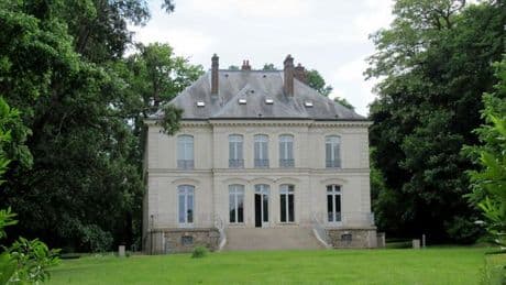 Auktionen: Lagerfeld-Villa bei Paris für rund 5 Millionen Euro verkauft