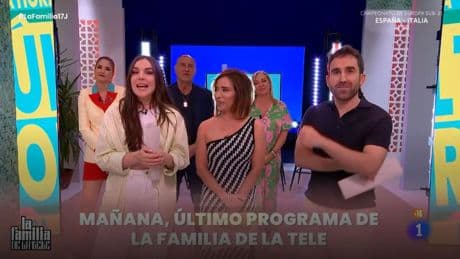 Último día de &#039;La familia de la tele&#039;: presentadores y colaboradores dicen adiós a su programa de La 1