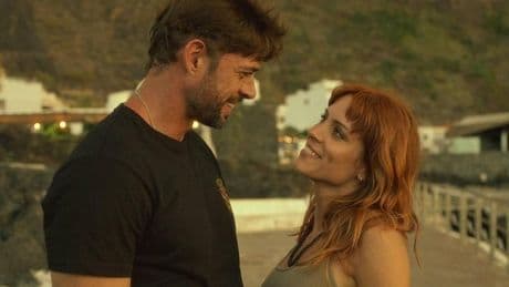 Crítica de... 'Bajo un volcán' (2025): El chico guapo de la UME
