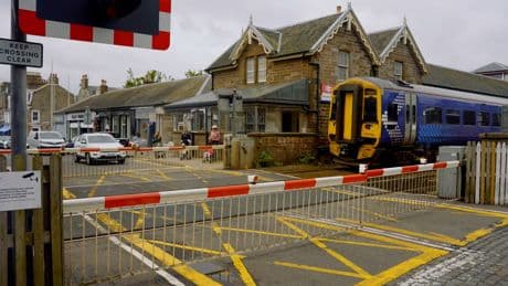 'Too many potentially dangerous situations' at notorious level crossing