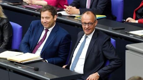 Steuerfreie Überstunden und Renten-Arbeit - Das erste Mehr-Geld-Gesetz für Fleißige