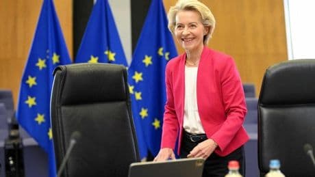 Von der Leyen pide a Trump hasta el 9 de julio para alcanzar «un buen acuerdo»