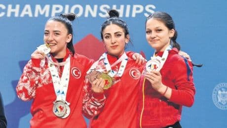 Cansu Bektaş üst üste 3. kez Avrupa şampiyonu!