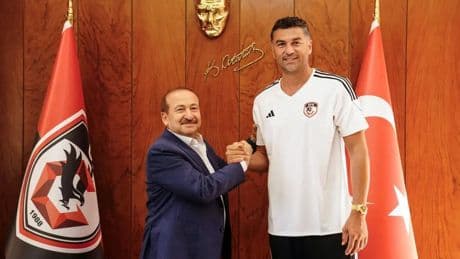 Burak Yılmaz Süper Lig'e geri döndü