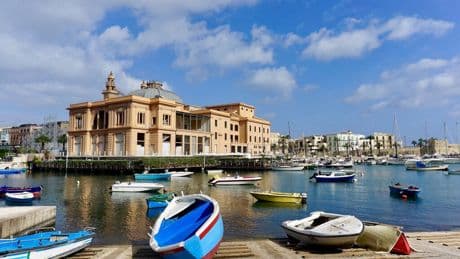 Una ciudad de Italia quería ser la nueva Venecia del turismo. Ahora que lo ha conseguido tienen un problema: vivir es más caro