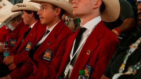 To Live Up to a Legacy, These Texas High Schoolers Had Two Days to Build a Tiny House