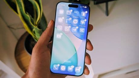 He probado el mayor rediseño en la historia del iPhone: iOS 26 tiene un durísimo camino por delante