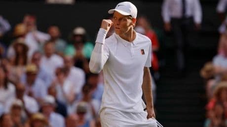 Jannik Sinner, victorieux de Carlos Alcaraz, remporte son premier Wimbledon