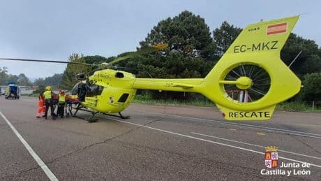 Rescatan a un británico de 66 años tras sufrir una caída en la Ruta de los Pescadores en Candeleda