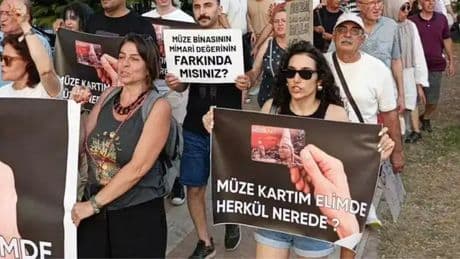 Antalya Müzesi'nde yıkım başladı